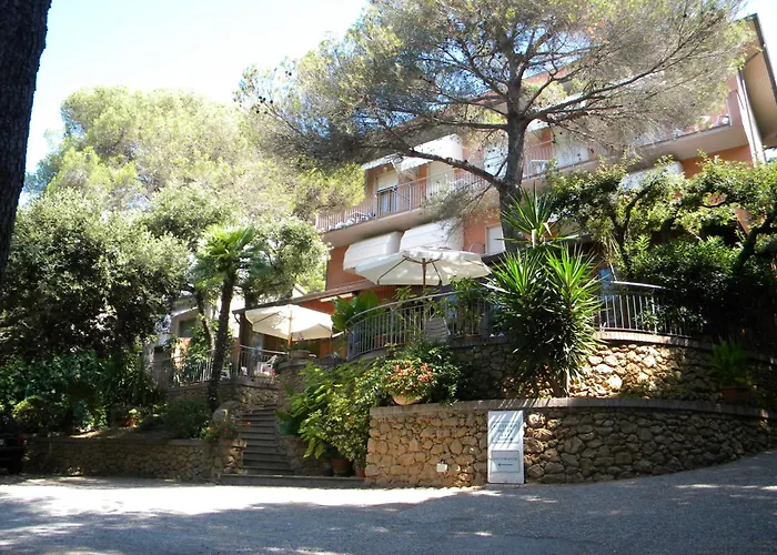 Hotel Rosa Del Tirreno